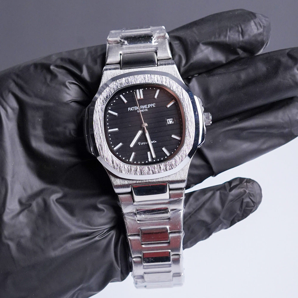 Patek Philippe Nautilus – Iconic Luxury Watch | Black.